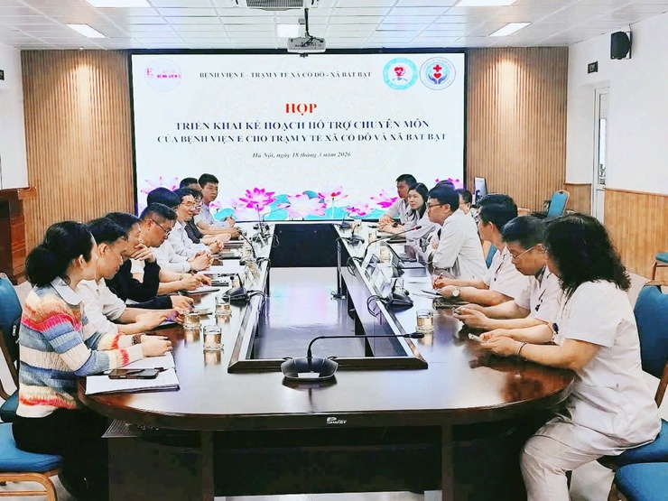 Bất Bạt tăng cường hợp tác chuyên môn với bệnh viện E nhằm nâng cao chất lượng chăm sóc sức khỏe nhân dân- Ảnh 1.