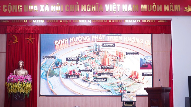Xã Tây Phương tham dự hội nghị trực tuyến lấy ý kiến Quy hoạch chung Thủ đô Hà Nội tầm nhìn 100 năm- Ảnh 4.