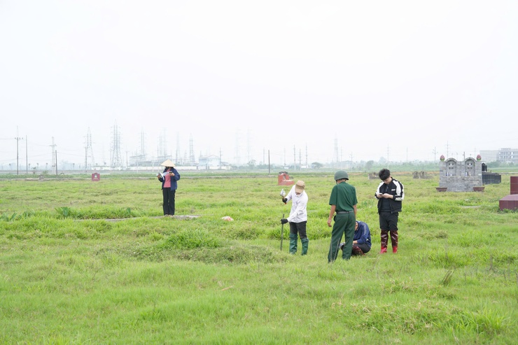 Thanh Oai đẩy nhanh kiểm đếm mồ mả phục vụ dự án Khu đô thị thể thao Olympic- Ảnh 2.