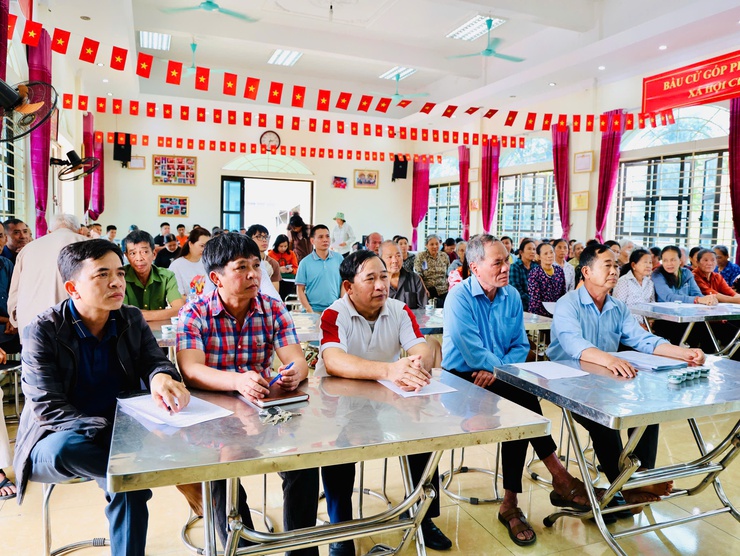 Tam Hưng đối thoại với Nhân dân thôn Thạch Nham về công tác giải phóng mặt bằng Dự án Khu đô thị thể thao Olympic- Ảnh 6.