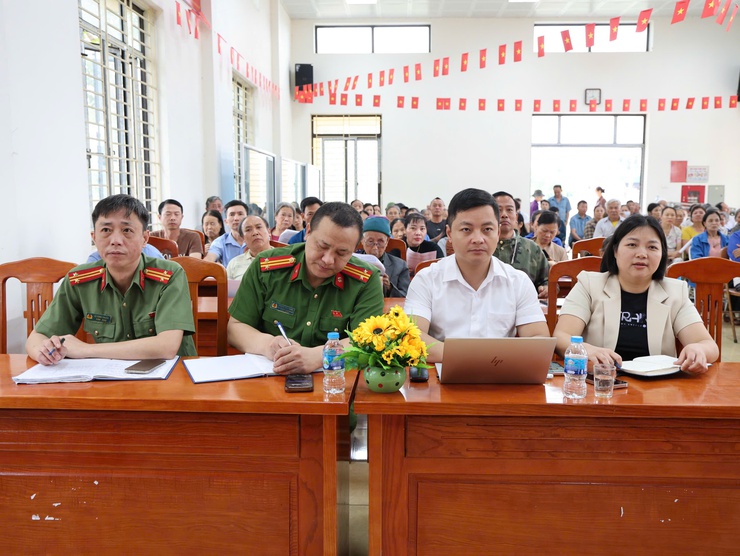 Đối thoại với Nhân dân thôn Úc Lý về công tác giải phóng mặt bằng Dự án Khu đô thị thể thao Olympic- Ảnh 2.