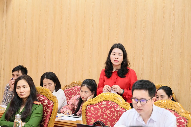 Đoàn kiểm tra liên ngành của Sở nông nghiệp và môi trường Hà Nội làm việc với đại diện 4 xã, phường về công tác quản lý hoạt động giết mổ, vận chuyển, kinh doanh động vật và sản phẩm động vật - Ảnh 4.