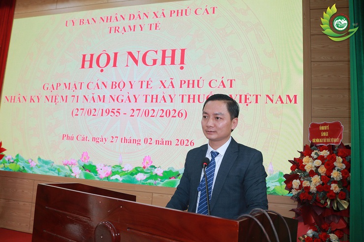 Phú Cát gặp mặt, chúc mừng cán bộ y tế nhân kỷ niệm 71 năm ngày thầy thuốc Việt Nam (27/02/1955 – 27/02/2026)- Ảnh 10.