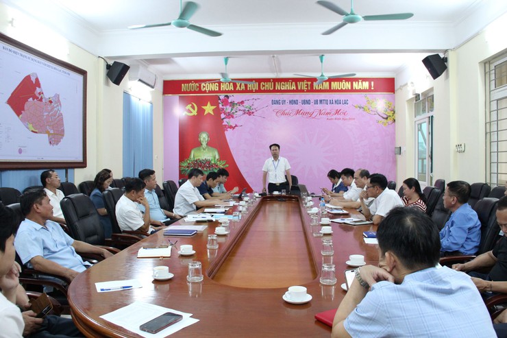 Hòa Lạc triển khai gói thầu vệ sinh môi trường giai đoạn 2026–2030, bảo đảm thu gom rác thải liên tục- Ảnh 1.