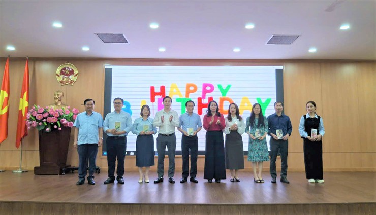 Phường Cầu Giấy tổ chức Lễ Chào cờ tháng 3/2026: Tập trung cao độ cho Ngày hội toàn dân- Ảnh 2.