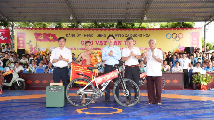 Bế mạc Giải Vật Dân tộc truyền thống xã Dương Hoà mở rộng Xuân Bính Ngọ 2026- Ảnh 8.