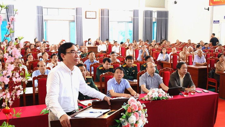 Phường Tùng Thiện tham dự hội nghị tiếp xúc cử tri với người ứng cử đại biểu HĐND thành phố Hà Nội, đơn vị bầu cử số 14- Ảnh 6.