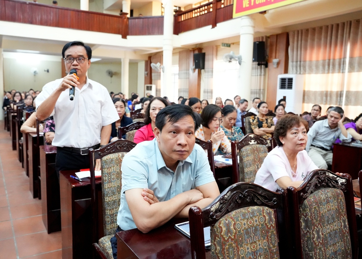 5 ứng cử viên đại biểu HĐND thành phố Hà Nội khóa XVII tiếp xúc cử tri các xã, phường: Sơn Tây, Tùng Thiện, Đoài Phương- Ảnh 5.