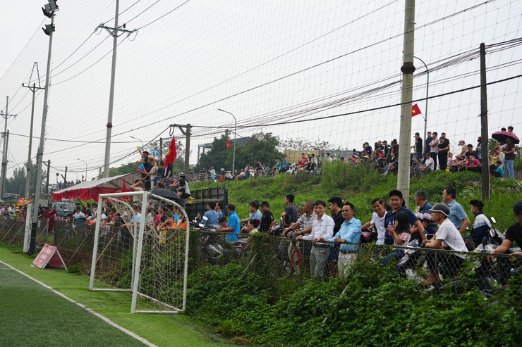 Đội bóng đá Cụm 6 Thọ An giành vô dịch Giải bóng đá nam thanh niên xã Liên Minh lần thứ I, năm 2026- Ảnh 7.