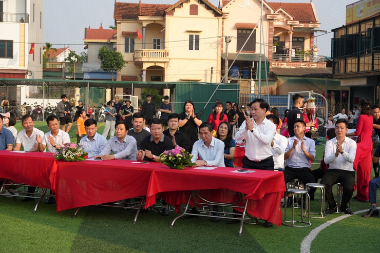 Đội bóng đá Cụm 6 Thọ An giành vô dịch Giải bóng đá nam thanh niên xã Liên Minh lần thứ I, năm 2026- Ảnh 1.