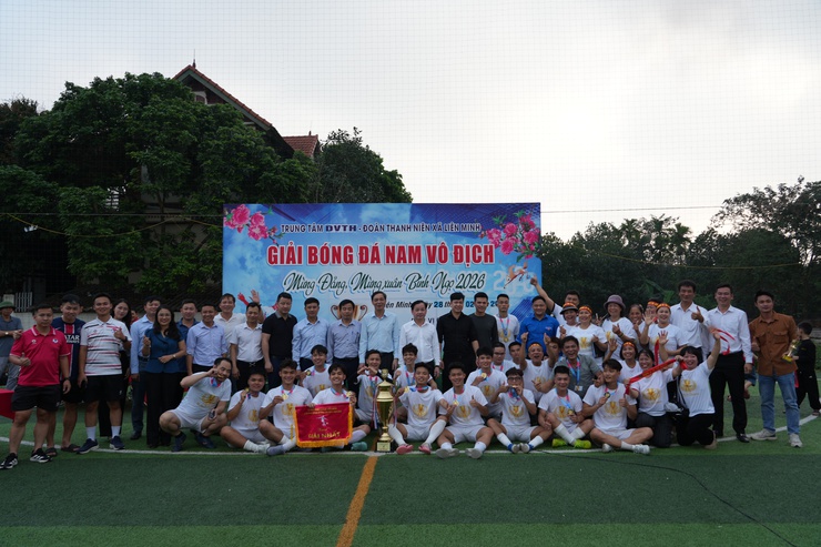 Đội bóng đá Cụm 6 Thọ An giành vô dịch Giải bóng đá nam thanh niên xã Liên Minh lần thứ I, năm 2026- Ảnh 5.