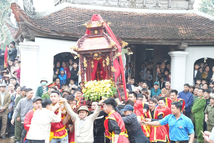 Lễ rước kiệu Chùa Đậu – Dấu thiêng hội tụ- Ảnh 3.