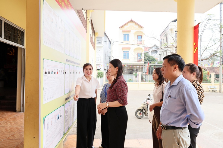 Ban bầu cử số 01 kiểm tra công tác chuẩn bị bầu cử đại biểu Quốc hội và đại biểu Hội đồng nhân dân các cấp nhiệm kỳ 2026-2031- Ảnh 2.