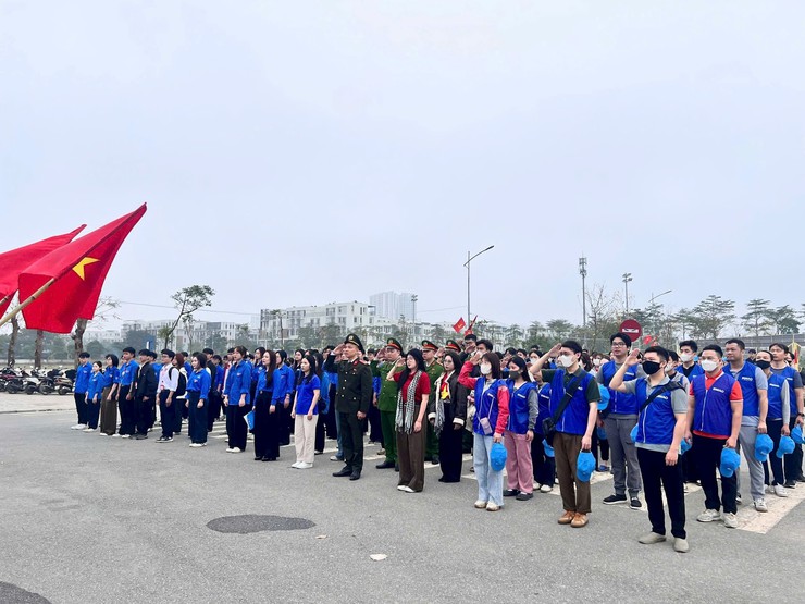 Phường Thanh Liệt khánh thành công trình “Vườn hoa thanh niên”- Ảnh 1.