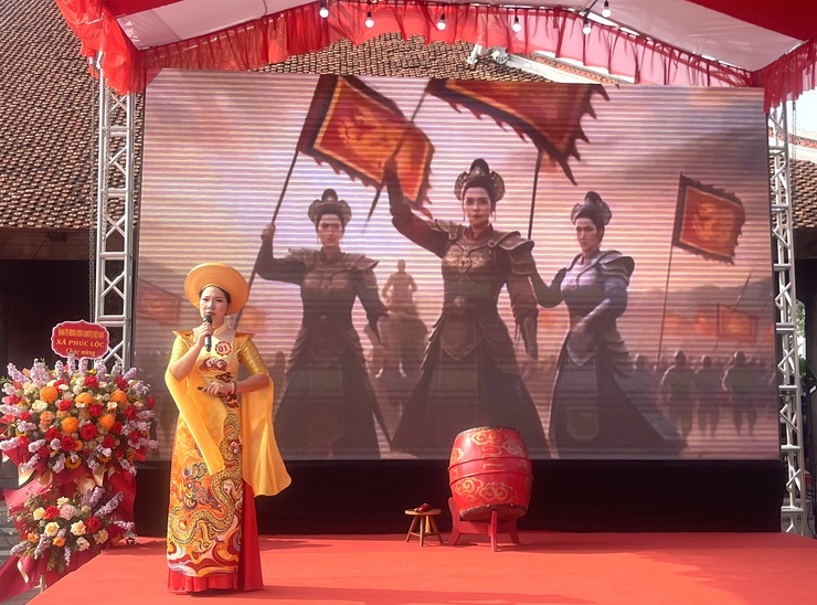 Phúc Lộc: Sôi nổi chung khảo cuộc thi tìm hiểu, giới thiệu di tích lịch sử văn hoá đình Vân Cốc – nơi thờ ba vị nữ tướng của Hai Bà Trưng- Ảnh 8.