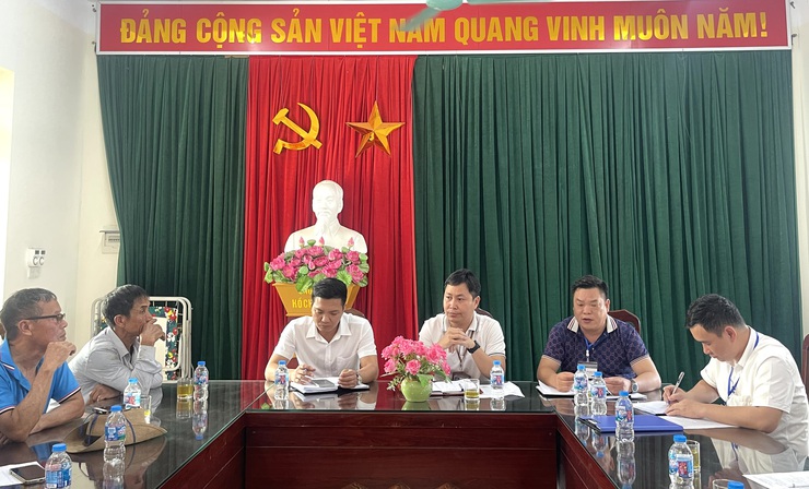 Phúc Lộc tổ chức Hội nghị làm việc một số nội dung liên quan đến công tác giải phóng mặt bằng phục vụ Dự án đầu tư xây dựng cầu Vân Phúc qua sông Hồng và tuyến đường kết nối ra Quốc lộ 32- Ảnh 1.