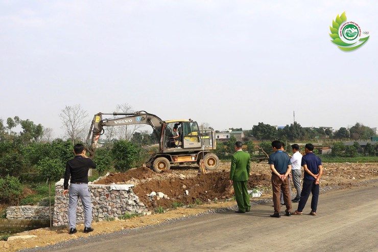 Phú Cát kiên quyết xử lý vi phạm đất đai, xây dựng trái phép tại thôn Đông Hạ- Ảnh 3.