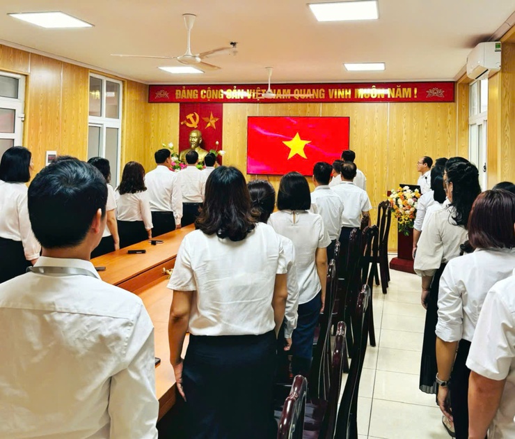 Lễ sinh hoạt dưới cờ tháng 3/2026 cơ quan Đảng, đoàn thể Phường- Ảnh 1.