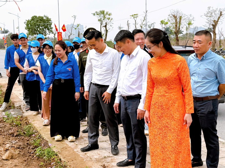 Phường Thanh Liệt khánh thành công trình “Vườn hoa thanh niên”- Ảnh 6.