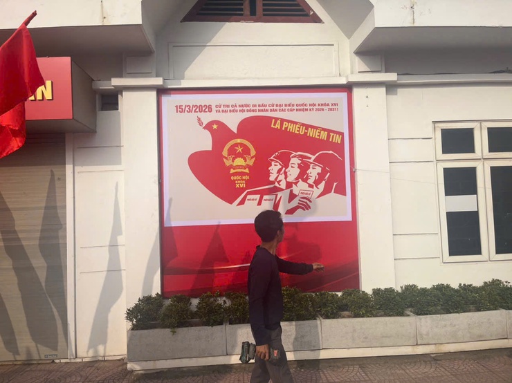 PHƯỜNG HỒNG HÀ ĐẨY MẠNH CÔNG TÁC TRANG TRÍ, TUYÊN TRUYỀN PHỤC VỤ BẦU CỬ ĐẠI BIỂU QUỐC HỘI KHÓA XVI VÀ ĐẠI BIỂU HĐND CÁC CẤP, NHIỆM KỲ 2026 – 2031- Ảnh 4.