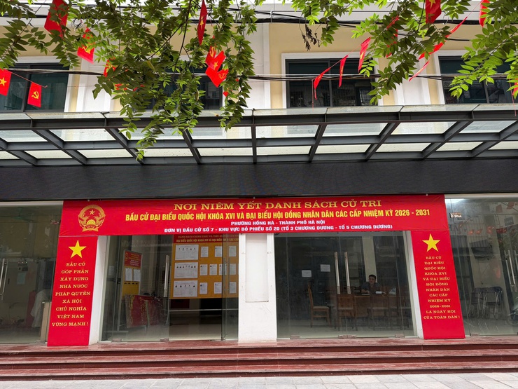PHƯỜNG HỒNG HÀ ĐẨY MẠNH CÔNG TÁC TRANG TRÍ, TUYÊN TRUYỀN PHỤC VỤ BẦU CỬ ĐẠI BIỂU QUỐC HỘI KHÓA XVI VÀ ĐẠI BIỂU HĐND CÁC CẤP, NHIỆM KỲ 2026 – 2031- Ảnh 18.