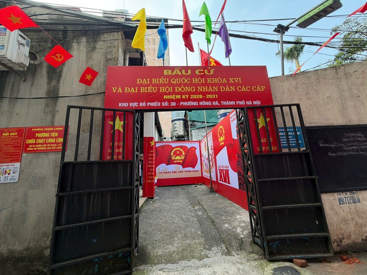 PHƯỜNG HỒNG HÀ ĐẨY MẠNH CÔNG TÁC TRANG TRÍ, TUYÊN TRUYỀN PHỤC VỤ BẦU CỬ ĐẠI BIỂU QUỐC HỘI KHÓA XVI VÀ ĐẠI BIỂU HĐND CÁC CẤP, NHIỆM KỲ 2026 – 2031- Ảnh 22.
