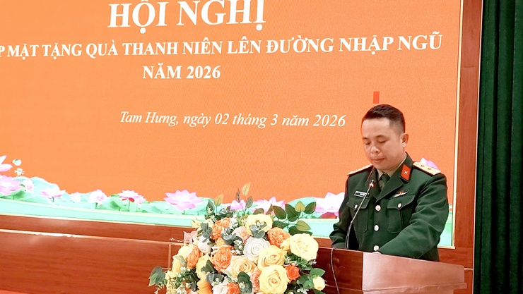 Tam Hưng "Tiếp lửa truyền thống", động viên thanh niên lên đường nhập ngũ năm 2026- Ảnh 8.