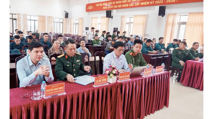 Tam Hưng "Tiếp lửa truyền thống", động viên thanh niên lên đường nhập ngũ năm 2026- Ảnh 3.