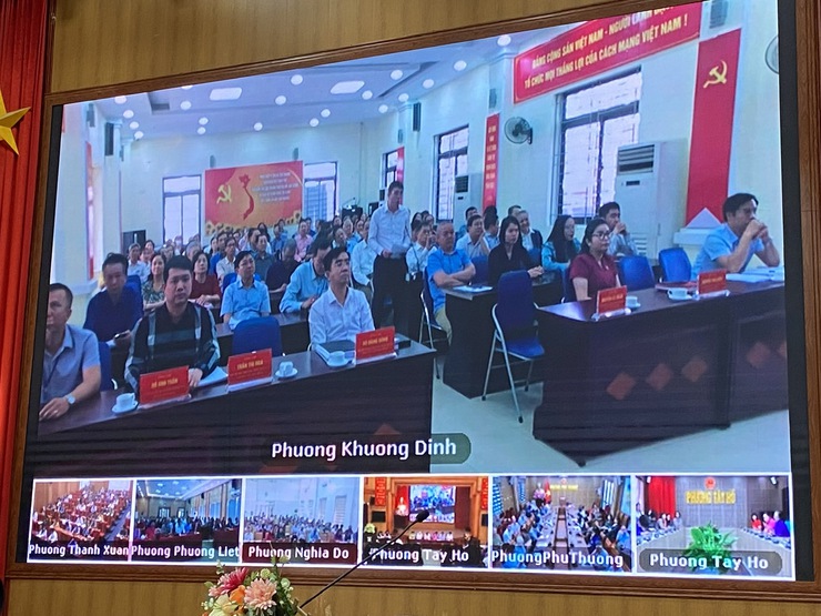 Ứng cử viên đại biểu Quốc hội khoá XVI tiếp xúc cử tri tại Đơn vị bầu cử số 2, thành phố Hà Nội.- Ảnh 13.