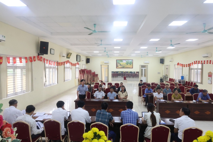 xã Hòa Phú: Đối thoại với các hộ dân thuộc diện thu hồi đất dự án xây dựng tuyến đường từ chợ Sẽ Hồng Phong đi Đồng Lạc tỉnh lộ 429- Ảnh 3.