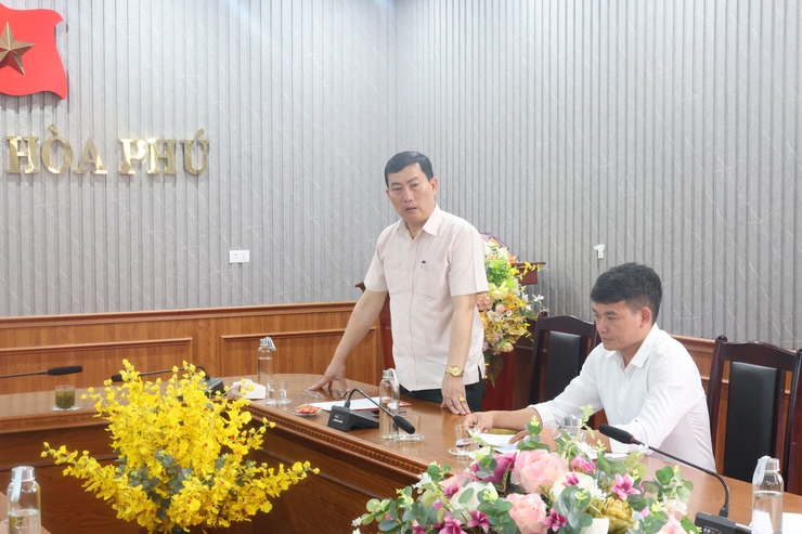 Đảng ủy xã Hòa Phú trao quyết định bổ nhiệm Phó Chánh Văn phòng Đảng ủy- Ảnh 3.