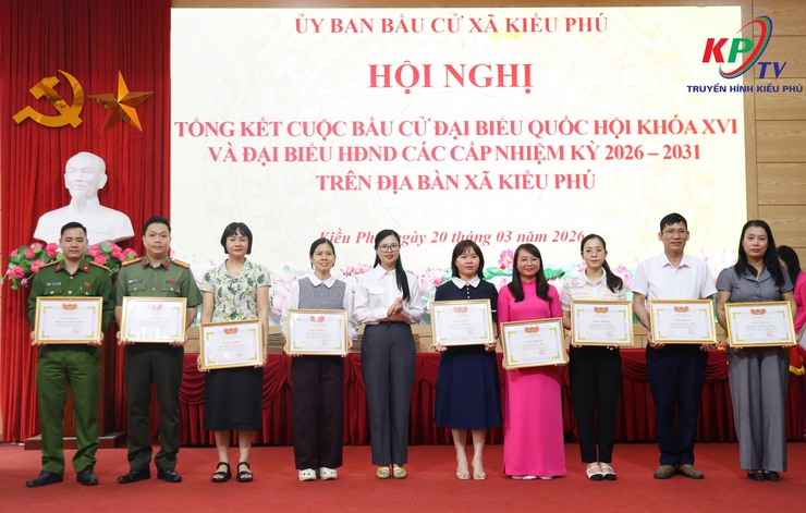 Ủy ban bầu cử xã Kiều Phú tổng kết công tác bầu cử, trao Giấy chứng nhận đại biểu trúng cử và khen thưởng các tập thể, cá nhân tiêu biểu- Ảnh 19.