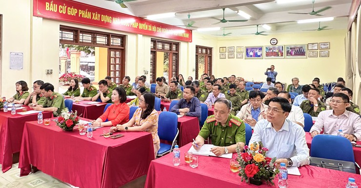 Xã Đại Thanh ra mắt mô hình "Thôn ba nhất về an ninh trật tự"- Ảnh 5.