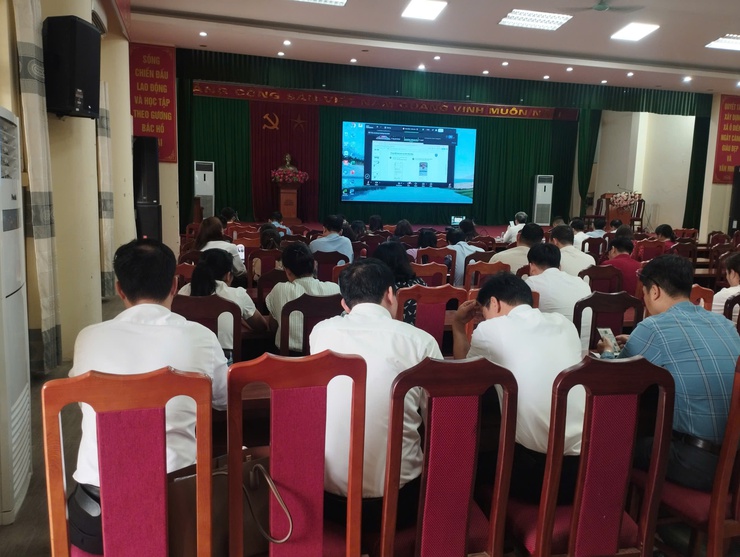 Xã Ô Diên: Đẩy mạnh Chuyển đổi số thông qua ứng dụng quản lý điều hành HanoiWork- Ảnh 1.