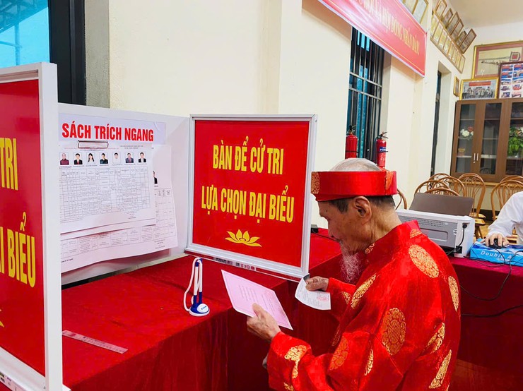 Hai mươi chín đại biểu trúng cử HĐND xã Ô Diên khóa II- Ảnh 3.