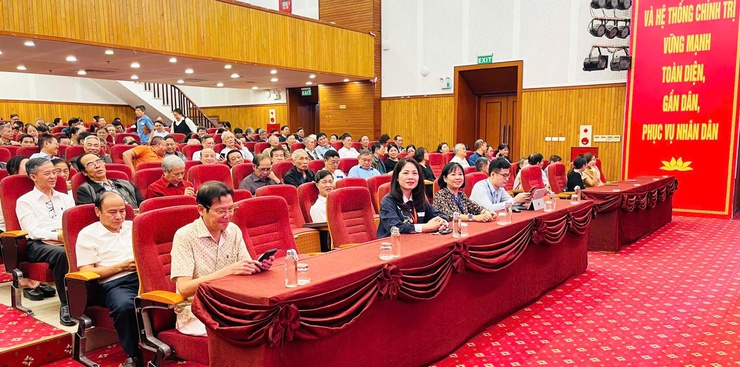 Tổ chức lớp bồi dưỡng báo cáo viên, tuyên truyền viên quý I/2026.- Ảnh 1.