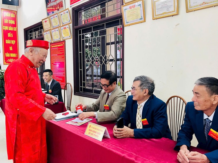 Hai mươi chín đại biểu trúng cử HĐND xã Ô Diên khóa II- Ảnh 4.