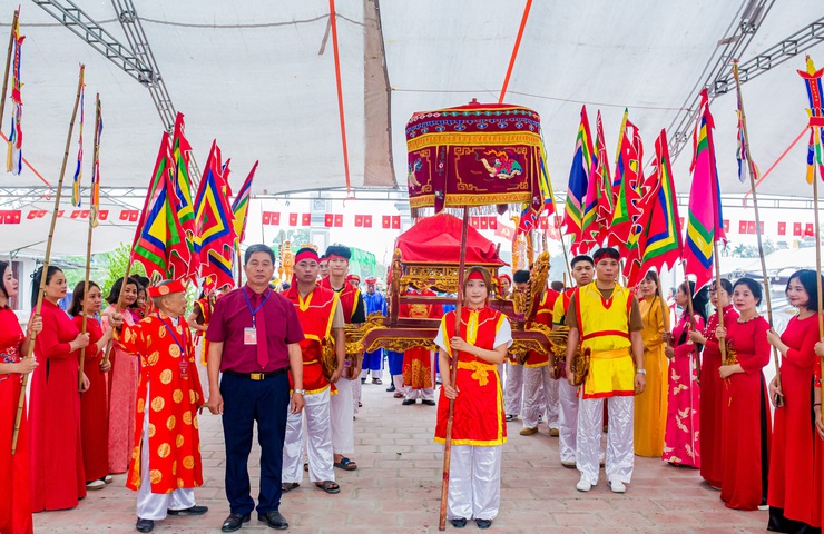 Lễ Hội Đình Thạch Lỗi: Gìn Giữ Nét Đẹp Văn Hóa Cổ Truyền- Ảnh 31.