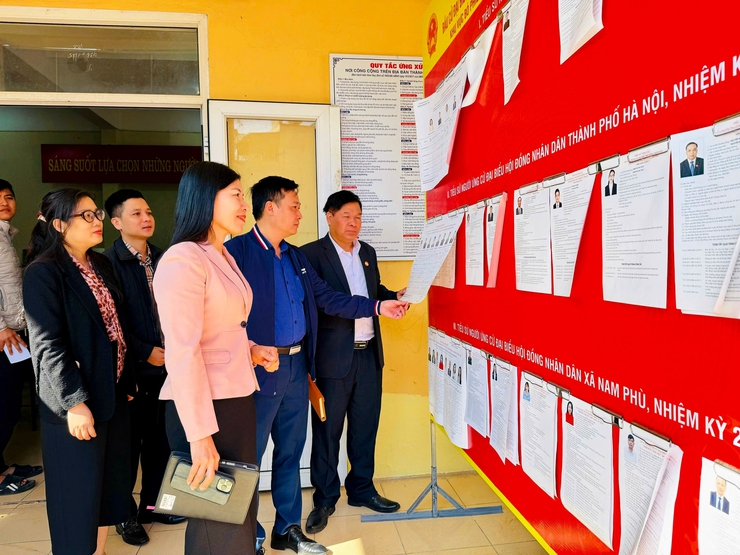 Nam Phù công bố kết quả bầu cử: 24 đại biểu HĐND xã khóa II hội tụ “Ý Đảng - lòng Dân”- Ảnh 9.