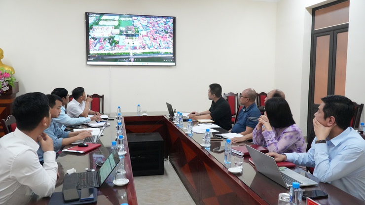 Giao ban tiến độ cải tạo, chỉnh trang khu trưng bày sản phẩm làng nghề thôn Lưu Thượng- Ảnh 1.