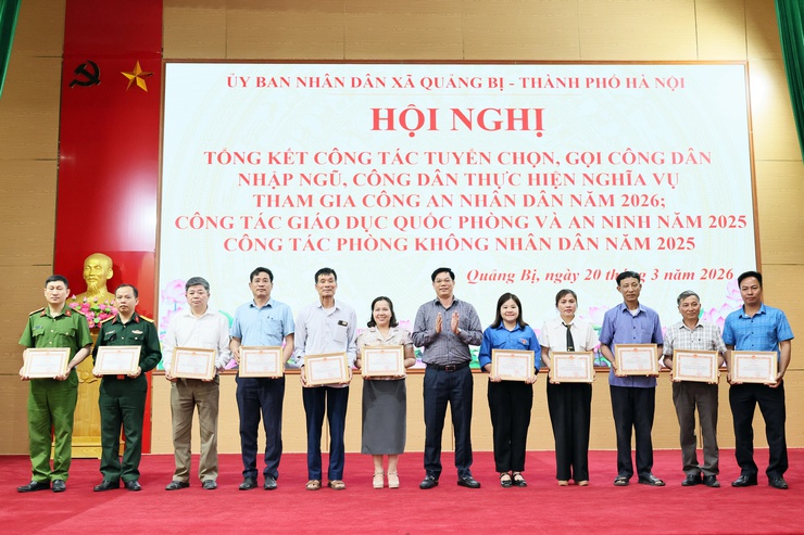 Quảng Bị tổng kết công tác tuyển chọn, gọi công dân nhập ngũ, công dân thực hiện nghĩa vụ tham gia công an nhân dân năm 2026- Ảnh 4.