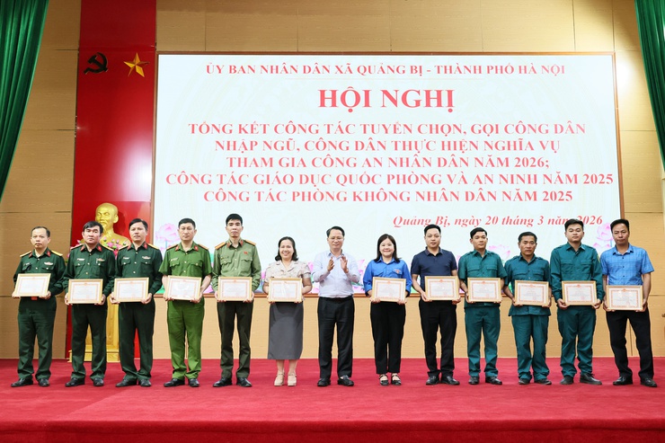 Quảng Bị tổng kết công tác tuyển chọn, gọi công dân nhập ngũ, công dân thực hiện nghĩa vụ tham gia công an nhân dân năm 2026- Ảnh 5.