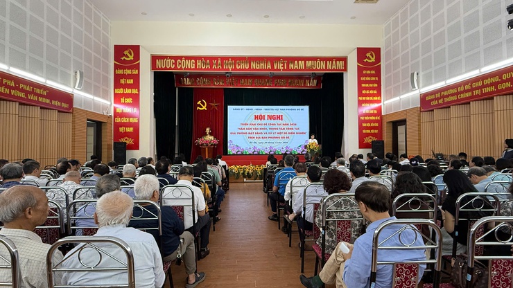 Phường Bồ Đề triển khai chủ đề công tác năm 2026: “Năm dân vận khéo – trọng tâm công tác giải phóng mặt bằng và xử lý một số điểm nghẽn”- Ảnh 1.