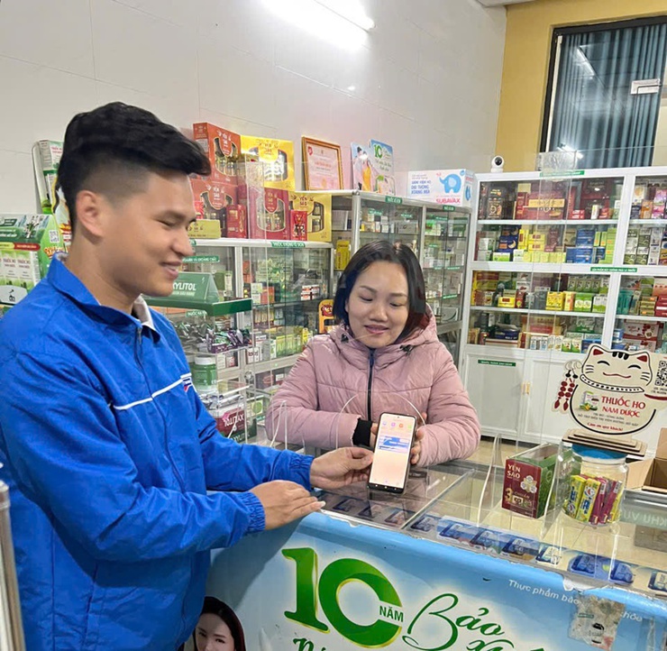 Xuân Mai triển khai chuyển đổi số chợ truyền thống, xây dựng tuyến phố không dùng tiền mặt- Ảnh 3.