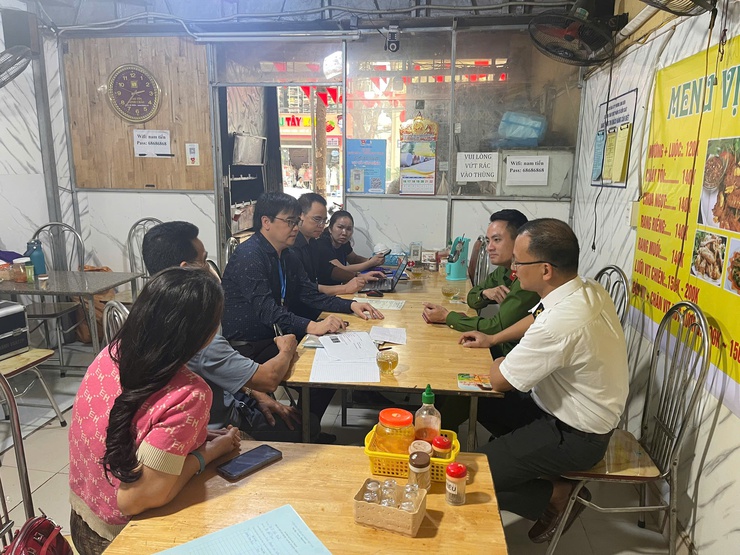 Long Biên tập trung tháo gỡ 5 điểm nghẽn, tạo chuyển biến rõ nét từ thực tiễn- Ảnh 3.