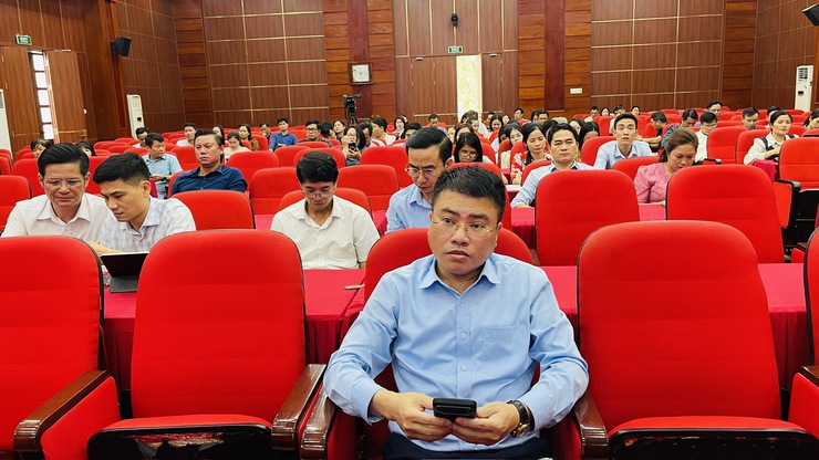 Sở Khoa học Công nghệ triển khai tập huấn không gian làm việc số HanoiWork, đẩy mạnh chuyển đổi số trong hoạt động của hệ thống chính trị cơ sở- Ảnh 2.