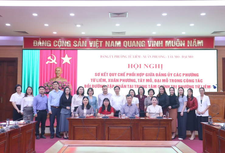 Hội nghị sơ kết Quy chế phối hợp công tác bồi dưỡng, tập huấn giữa các Đảng ủy phường Từ Liêm, Xuân Phương, Tây Mỗ và Đại Mỗ

- Ảnh 6.