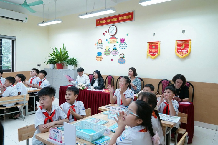 Cụm chuyên môn số 20 khai mạc Hội thi giáo viên dạy giỏi cấp tiểu học thành phố Hà Nội năm học 2025-2026 - Ảnh 5.