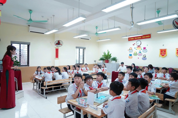 Cụm chuyên môn số 20 khai mạc Hội thi giáo viên dạy giỏi cấp tiểu học thành phố Hà Nội năm học 2025-2026 - Ảnh 9.