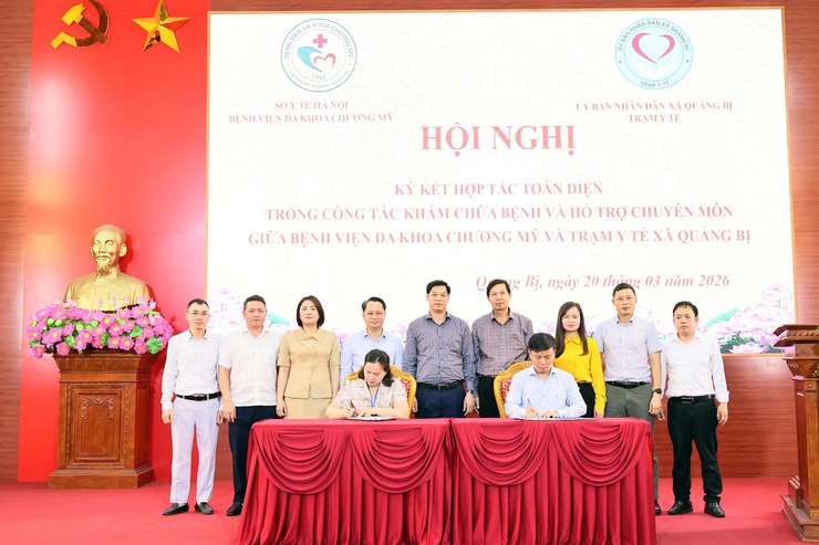 Hội nghị ký kết hợp tác toàn diện trong công tác khám chữa bệnh và hỗ trợ chuyên môn giữa Bệnh viện Đa khoa (BVĐK) Chương Mỹ và Trạm Y tế xã Quảng Bị- Ảnh 4.